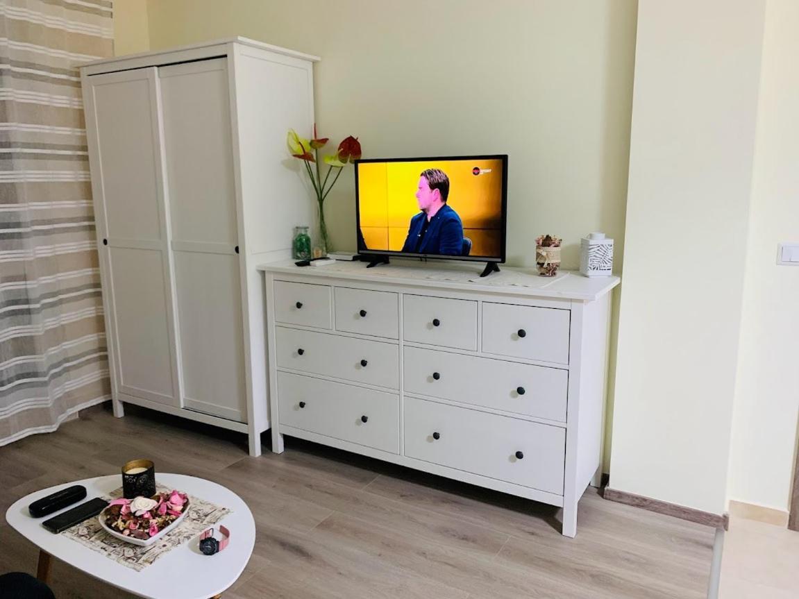 Kiwi Gardens Apartment Byala  Ngoại thất bức ảnh
